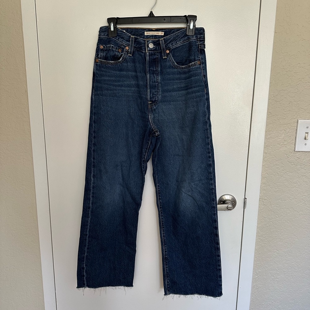 Levi's Blue Ribcage Straight Ankle Jeans with Vintage Appeal